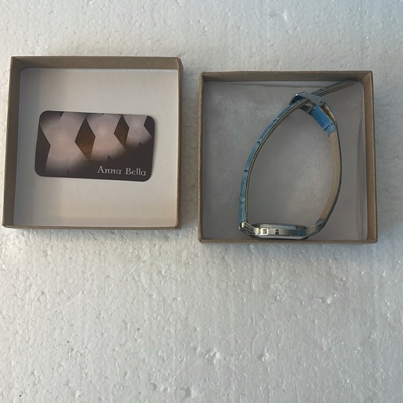 Anna Bella watch quartz blue band Silvertone minute hand round face new battery - Picture 3 of 10